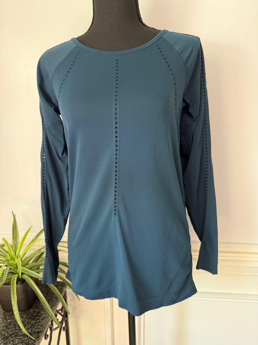 Athleta Dark Teal-Blue Long Sleeve Eyelet Holes Top S